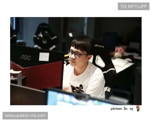 《Dota 2传奇再现，逆转赛场奇迹》，dota2传奇战队